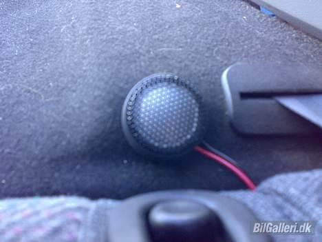 Toyota Carina E *SOLGT* billede 5