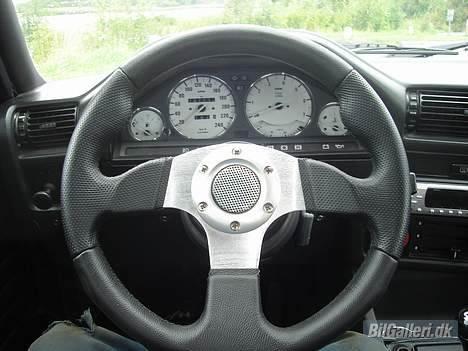 BMW 325i cabriolet (solgt) billede 9