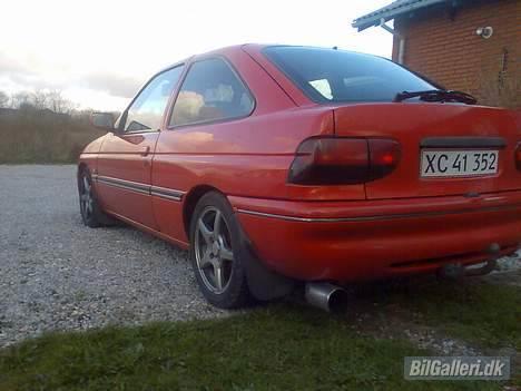 Ford escort "solgt" billede 5