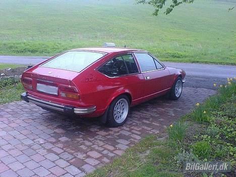 Alfa Romeo GTV billede 1