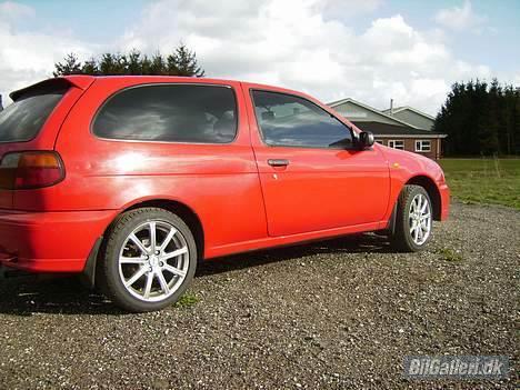 Nissan Almera. SOLGT billede 4