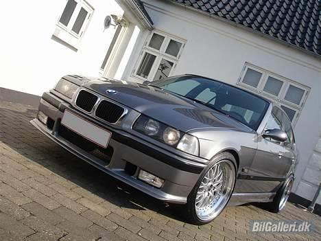 BMW 320i - Min Nye BMW... billede 1