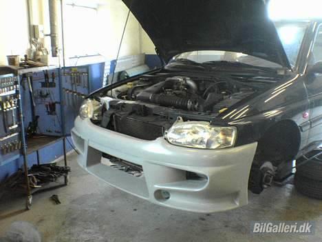 Ford Escort 1,6 16v  billede 2