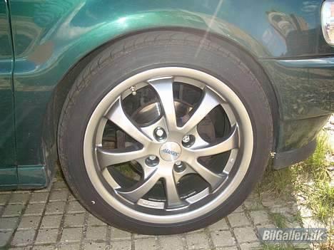 VW Polo 6N SOLGT - Dette er så de nye 16" fælge billede 9