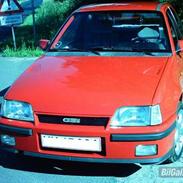Opel Kadett E GSI