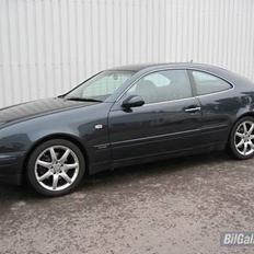 Mercedes Benz CLK 320