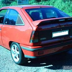 Opel Kadett E GSI