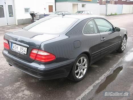 Mercedes Benz CLK 320 - Stanard billede 2