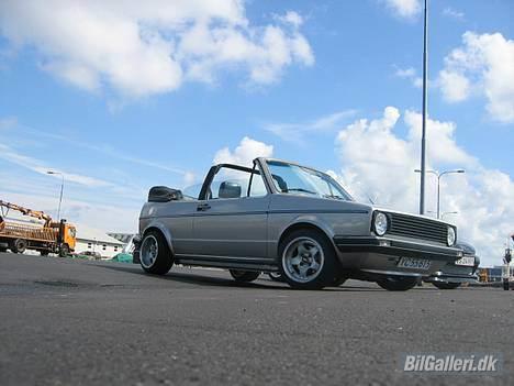 VW Golf 1 Cabriolet  - Esbjerg havn, efter Mega Meet 08-07-2006 ( ny lakeret & ny synet  ) billede 2