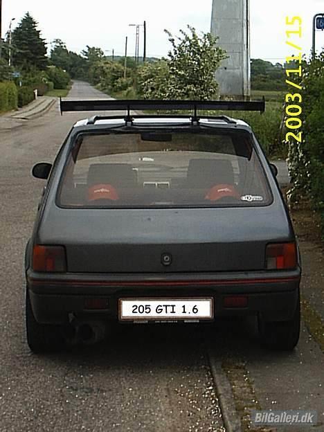 Peugeot 205 GTi 1.6 billede 4
