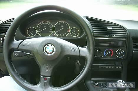 BMW 320 cabriolet *SOLGT* billede 5