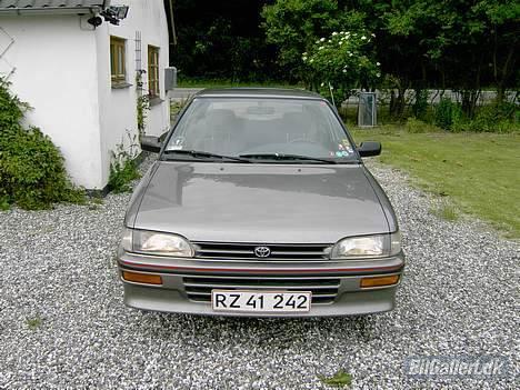 Toyota Corolla XLi  S-Series billede 2