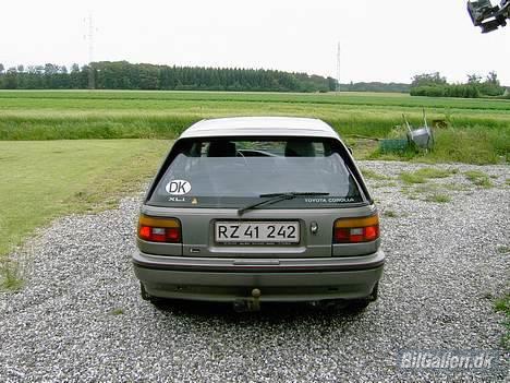 Toyota Corolla XLi  S-Series billede 3