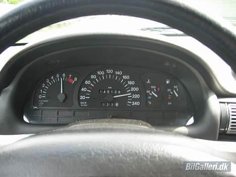 Opel astra 2,0 gsi 16v - ja ja den kan da lidt((er enda med tagbox på)fra Italien til Danmark) billede 10