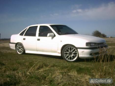 Opel vectra a - vectra 2,0i billede 1