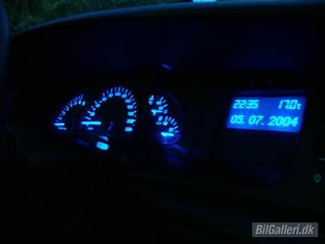 Opel Vectra GL plus - Blå dioder billede 6
