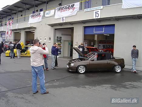 Opel corsa CAB - foran GTE motorsport´s stand motopark 2005  billede 9