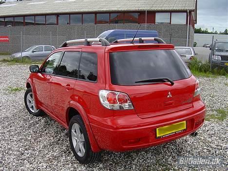 Mitsubishi outlander 2.4 Sport 4x4 billede 2