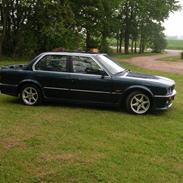 BMW 320i solgt