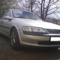 Opel Vectra B *SOLGT*