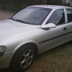 Opel Vectra B *SOLGT*