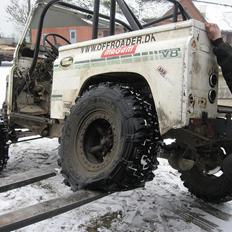 Land Rover Defender 90"