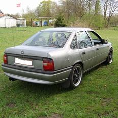 Opel vectra 1.8i (SOLGT)