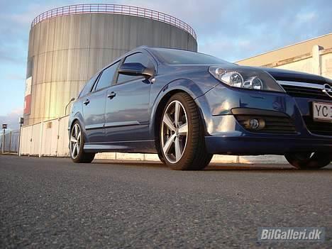 Opel Astra H SOLGT billede 2