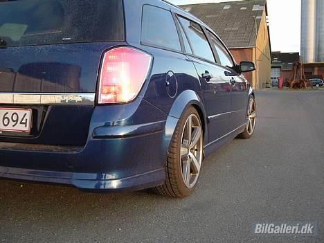 Opel Astra H SOLGT billede 5