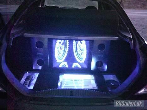 Ford Mondeo  SOLGT - Mit anlæg har jeg selvf. også selv lavet... Men det bliver snart federe endnu.. billede 12