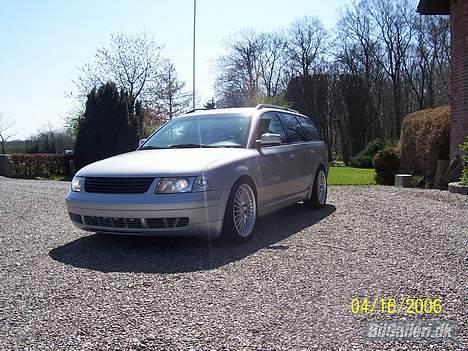 VW Passat 1,9 TDI SOLGT billede 1