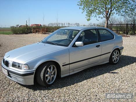 BMW compact billede 2