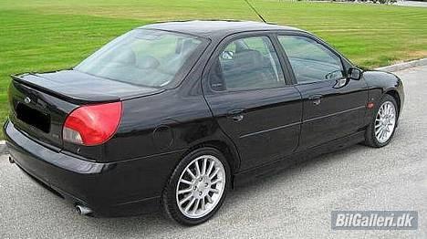Ford Mondeo ST200 - Sedan billede 2