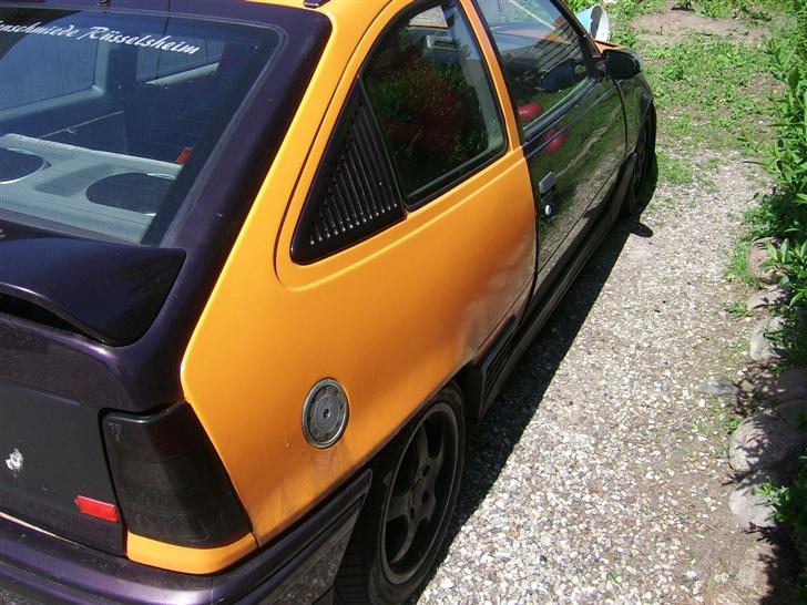 Opel kadett gsi 16v (SOLGT) - sorte baglygter billede 17