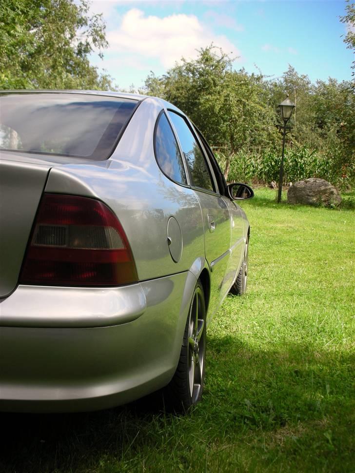 Opel Vectra b  (SOLGT) billede 9