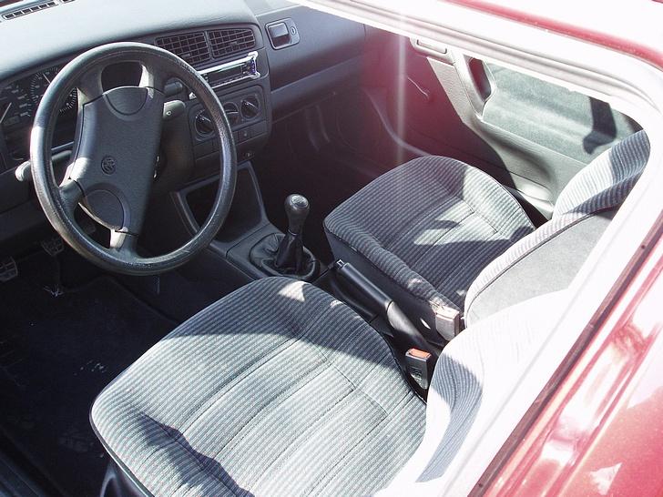 VW GOLF GL (SOLD) - Kabinen billede 6