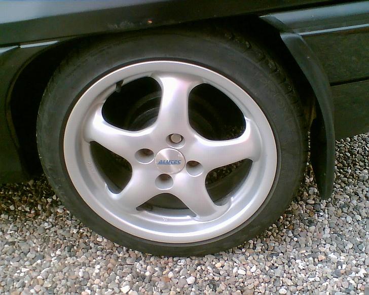 Opel Astra 1,6i 16v sport - Fælgene.. billede 7