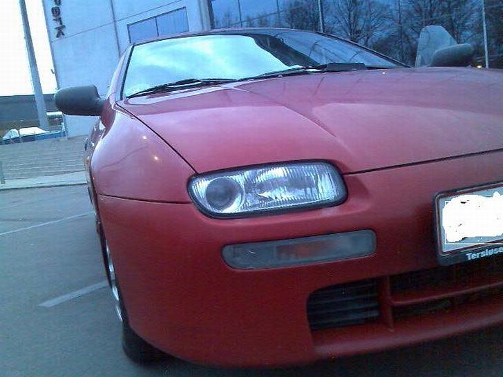 Mazda 323F BA *Solgt* billede 1