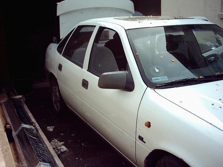 Opel Vectra A *Under ophug*  billede 6