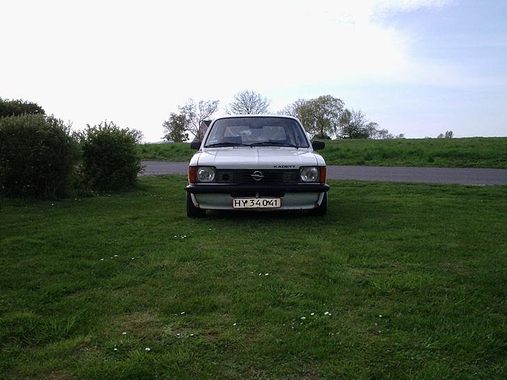 Opel kadett c city billede 2