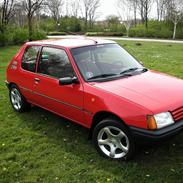 Peugeot 205 1,4 XR