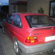 Ford escort 1.6(solgt)lortebil