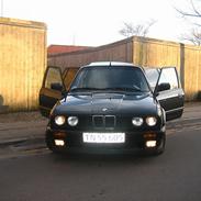 BMW E30 325IX touring (solgt).
