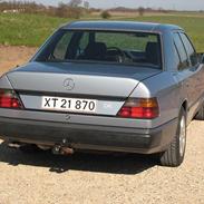 Mercedes Benz 124 300 D