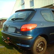 Peugeot 206 (totalskadet)