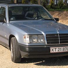 Mercedes Benz 124 300 D