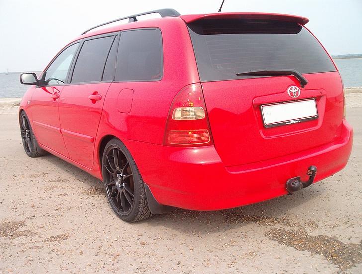 Toyota Corolla 2,0 D4D Solgt.. - Så mangler der vist lige en bagpot nu så mon ikk det kommer inden den nærmest fremtid.. billede 8