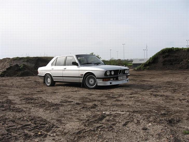 BMW E28 520i Solgt billede 2