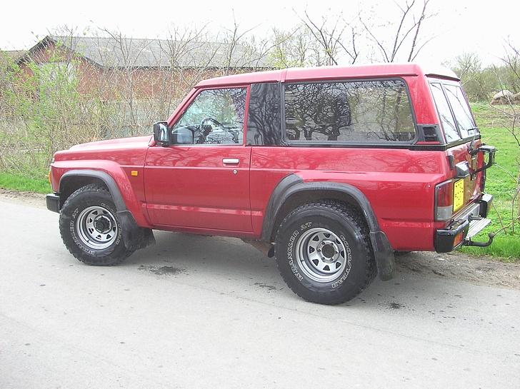 Nissan patrol GR - det var før vi fik tonet ruderne... billede 2