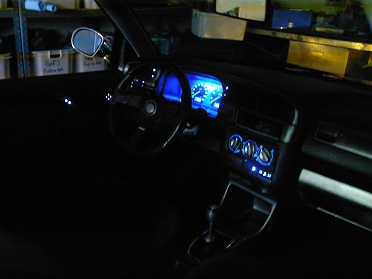 VW Vento 1.8 GL [Solgt] billede 15